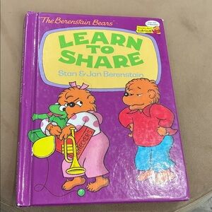 The Berenstain Bears Learn to Share Book